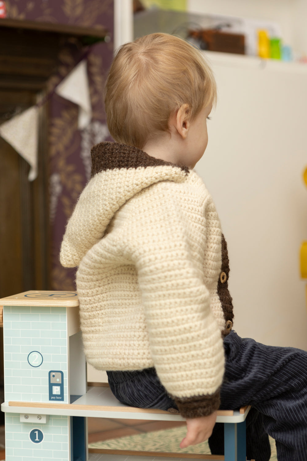 Woodland Wanderer Pure Wool Cardigan / Jacket in Vanilla