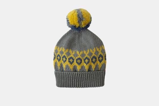 Fair Isle Merino Hat with Pom-Pom in Dove Grey